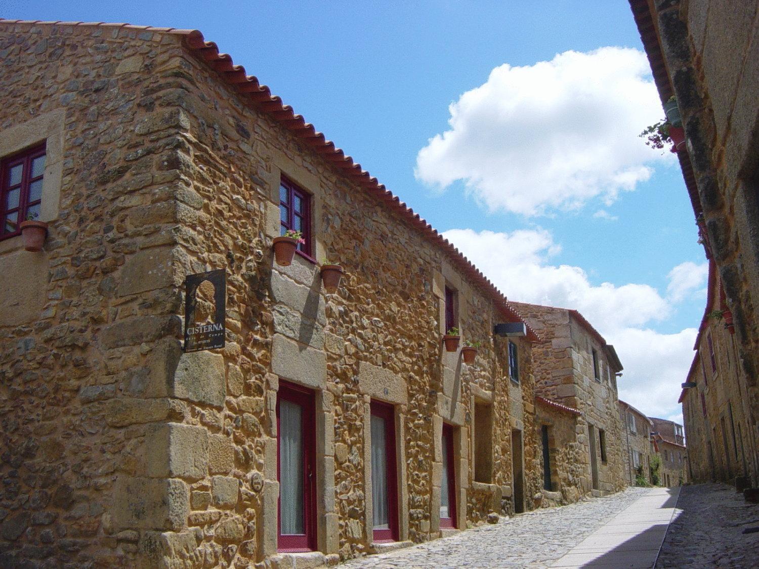 Casa Da Cisterna Guest House Фигейра де Кастело Родриго Екстериор снимка